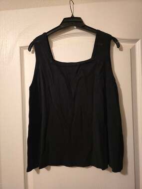 August Max Woman Black Sleeveless Square Neck Tank Top Size 1X
